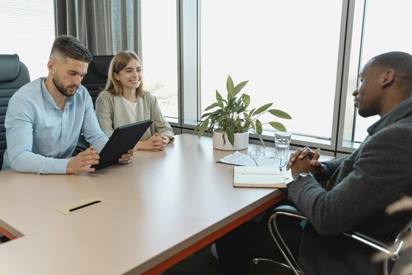 Le cabinet de recrutement pour postes commerciaux : la solution pour une force de vente performante